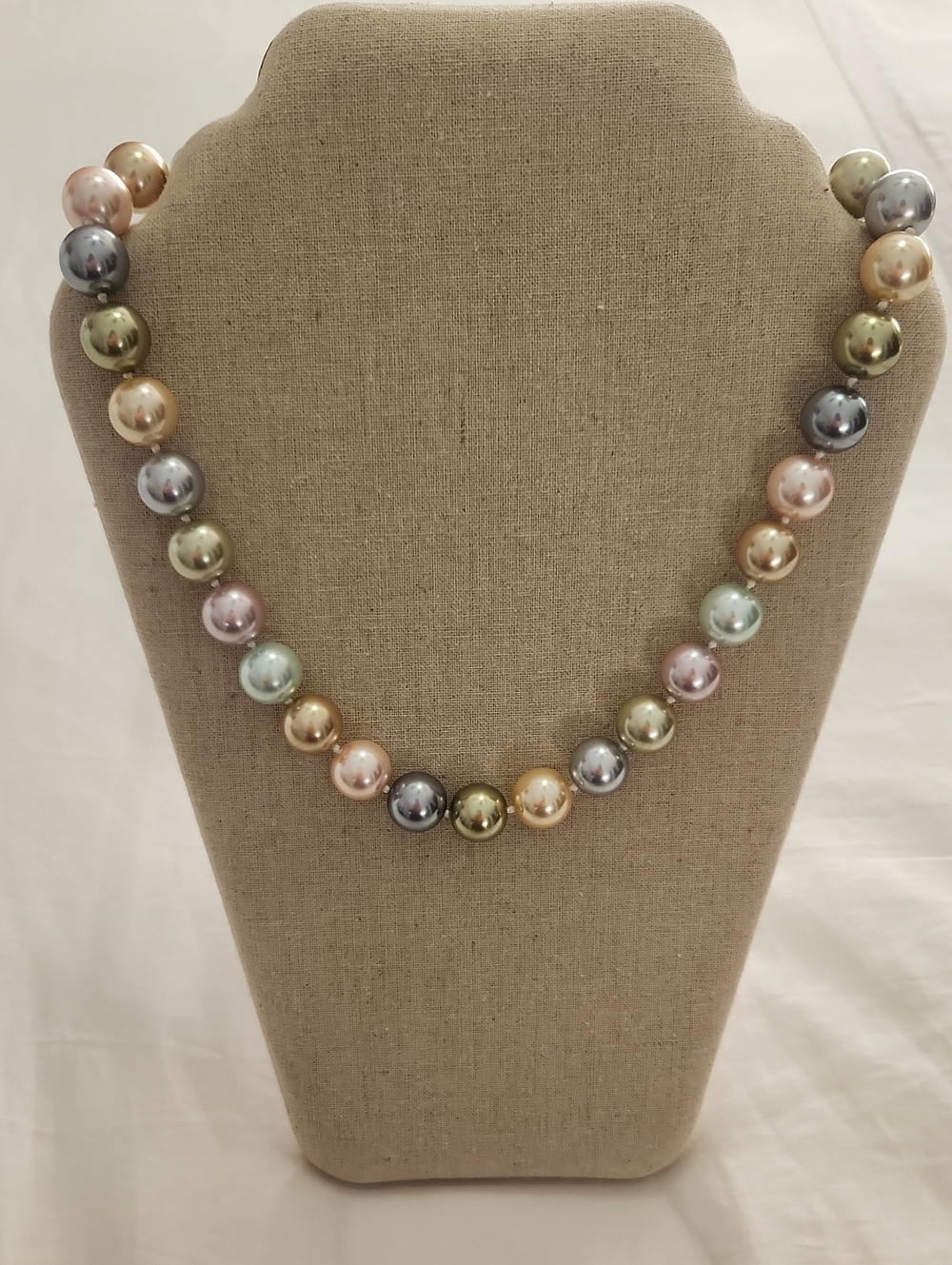 Kenneth Jay Lane Multi-Color Pearl Necklace